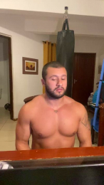 Romaninhoo webcam model stream image