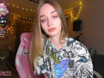 Polikinesis webcam bongacams model stream image