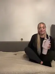 NickyGold_Official webcam model stream image