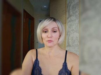 Valkiriyas webcam bongacams model stream image