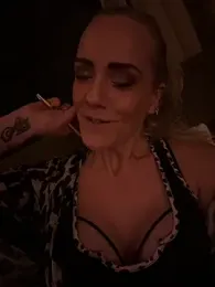 missconly webcam model stream image