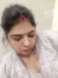 Husnpari20 webcam stripchat model stream image