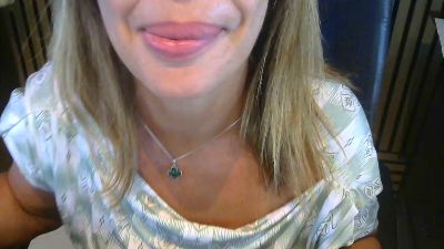 Enia webcam cam4 model stream image