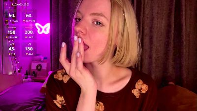 AveryAmstutz webcam model stream image