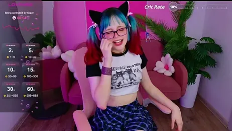 CoralineYoung webcam model stream image