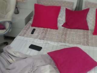 x6uldv8xdollxx webcam model stream image