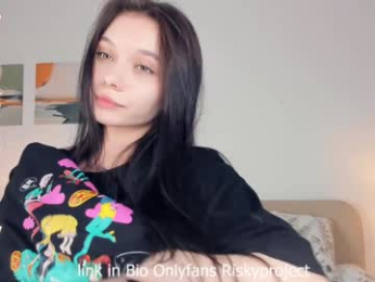 riskyproject webcam model stream image