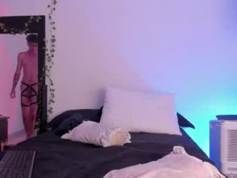 little_kayla_ webcam chaturbate model stream image