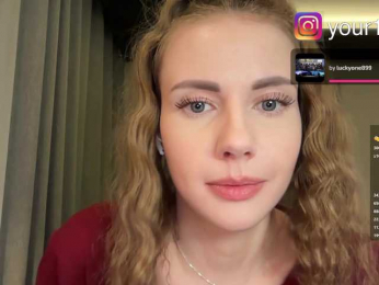 VikkiExtraCheese webcam bongacams model stream image