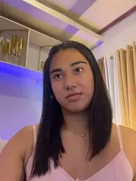 magnificent_kitana webcam stripchat model stream image