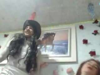 hotsexybigcum webcam model stream image