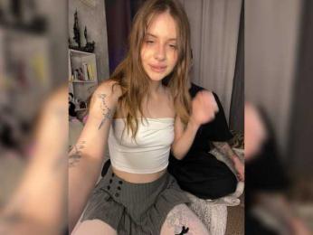 TenderToughLuv webcam model stream image