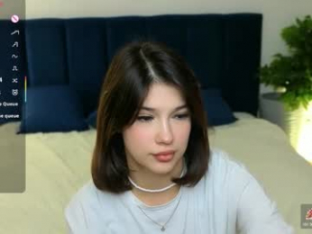 nanami_v02 webcam model stream image