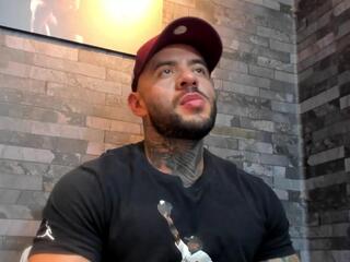 Bruce Dallas webcam model stream image