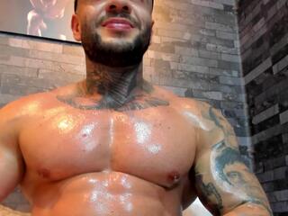 Bruce Dallas webcam model stream image