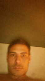 Luzzl webcam model stream image