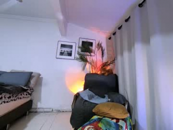 veronnika_hill webcam model stream image