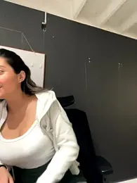 Isabella_Varella webcam model stream image