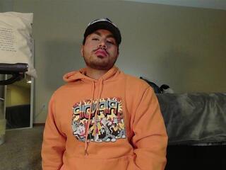 Luke Hardy webcam model stream image