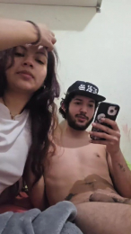 Hot_youns webcam cam4 model stream image