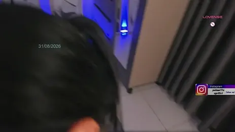 Aprilx1 webcam stripchat model stream image