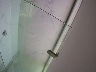 voyeurcam-casa-salsa-bathroom-7 webcam model stream image