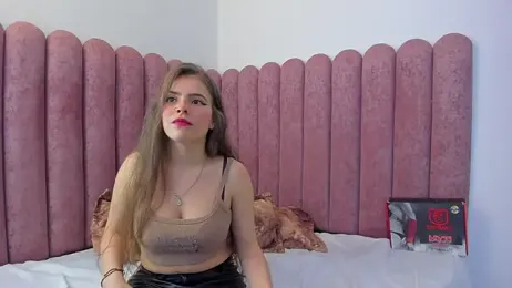 Lushian_Luna webcam model stream image