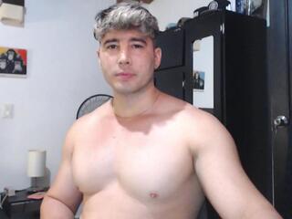 Miguel G webcam flirt4free model stream image