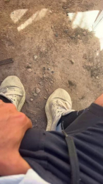 Laoquedad webcam model stream image