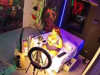 voyeurcam-casa-salsa-disturbed webcam model stream image