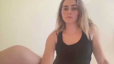 mathilda2 webcam cam4 model stream image