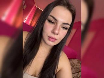 2LILMOMMY2 webcam bongacams model stream image
