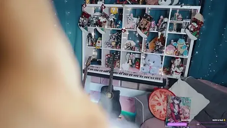 MadnessAlison webcam model stream image