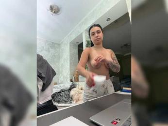Pe4enkaa webcam bongacams model stream image