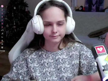 DennyDular webcam bongacams model stream image