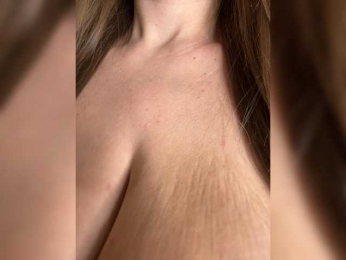 NiSe-TiTs webcam model stream image