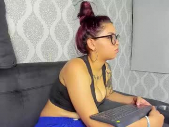 extotic_couplex webcam model stream image