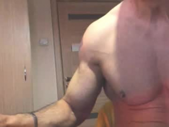 carin_the_body webcam model stream image