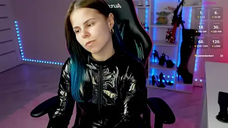 QueenAliceX webcam model stream image