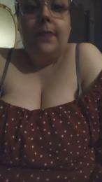 HannahWi webcam model stream image