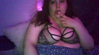 HannahWi webcam model stream image