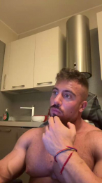 Bigwhitebull webcam model stream image