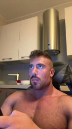 Bigwhitebull webcam model stream image