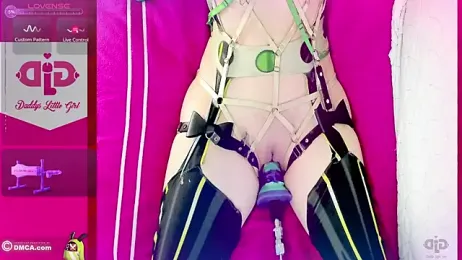 DaddysLittleGirl01 webcam stripchat model stream image