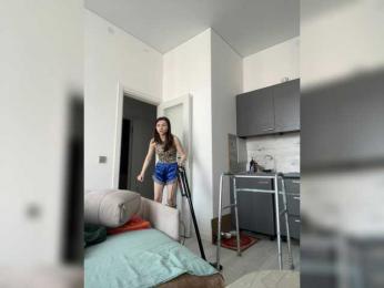 Renaw webcam model stream image