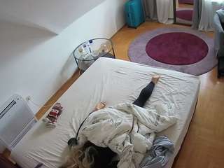 voyeurcam-julmodels-whitebed-4 webcam model stream image