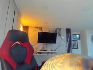 Aron Felip webcam model stream image