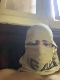 Mohaned100 webcam model stream image