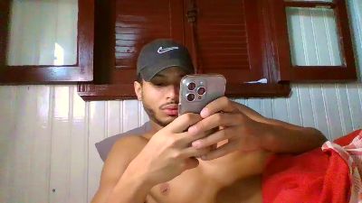 Tomtresor webcam model stream image