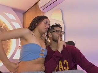 Miller Daniell & Yhen Daniii webcam model stream image